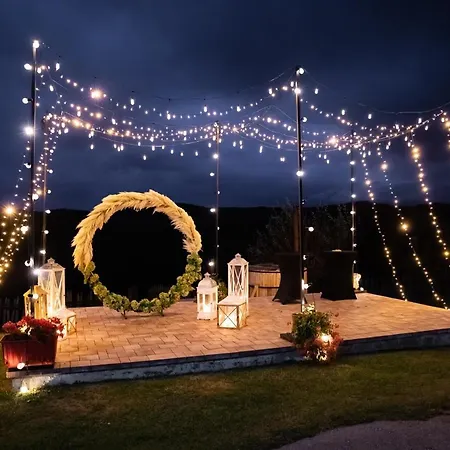 Etno Selo Rajski Konaci Kır Evi *