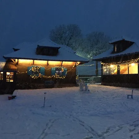 Etno Selo Rajski Konaci Kır Evi