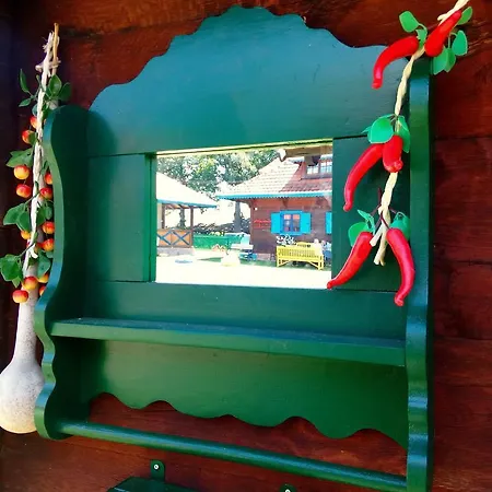 Etno Selo Rajski Konaci Kır Evi