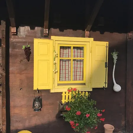 Etno Selo Rajski Konaci Kır Evi Leusici