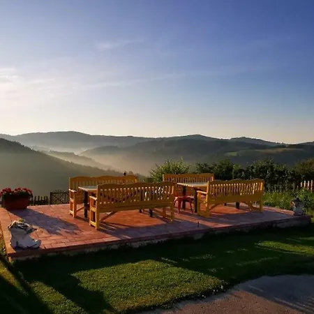 Etno Selo Rajski Konaci Kır Evi *