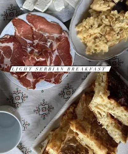 Gospodarstwo wiejskie Etno Selo Rajski Konaci *