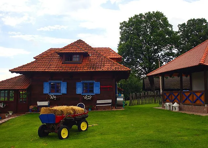 Etno Selo Rajski Konaci *