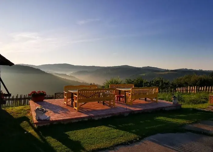 Etno Selo Rajski Konaci Gospodarstwo wiejskie *